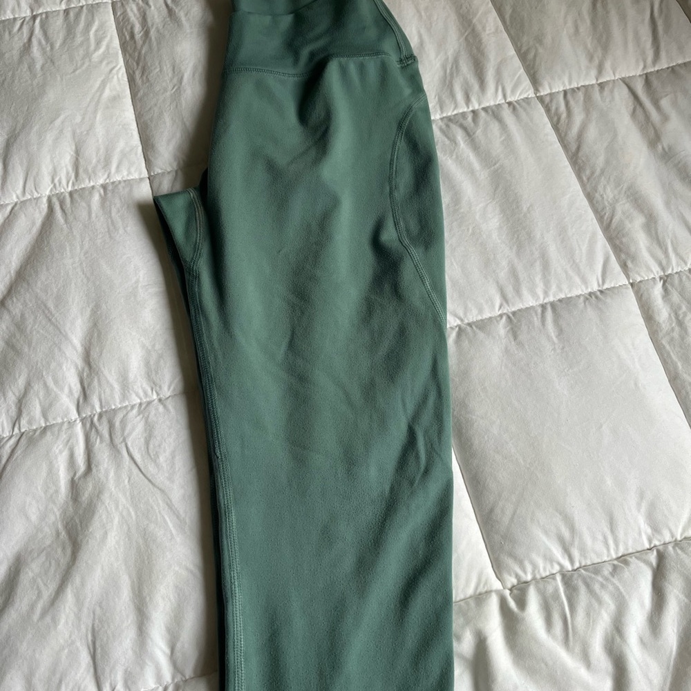 Alphalete  Leggings